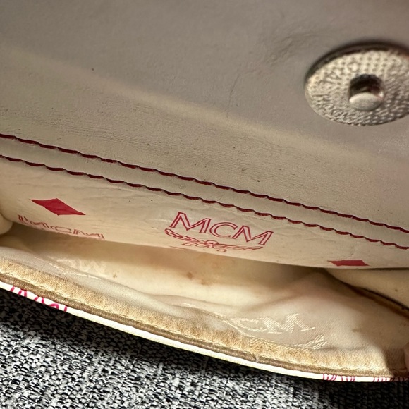 MCM Visetos Handbag in White and Pink - Picture 8 of 16